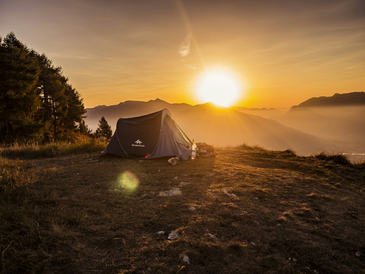 Sobrevivência Básica e Desconexão Total: Como o Bushcraft Pode Resetar Seu Cérebro